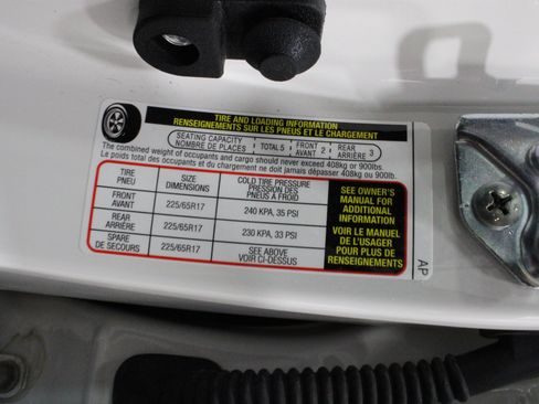Used 2025 Subaru Outback Wilderness AWD/4WD image 36