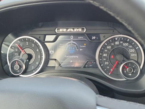 New 2026 RAM 1500 4x4 Crew Cab image 15