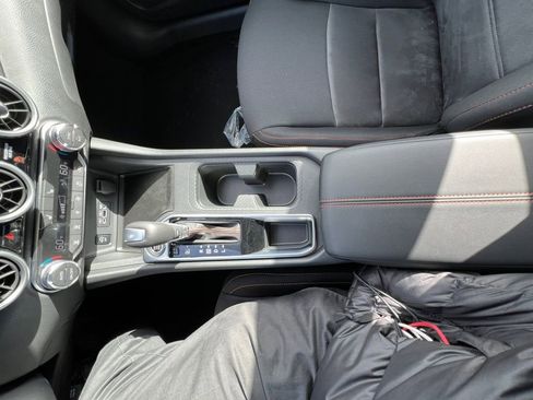 New 2025 Nissan Sentra SR image 24