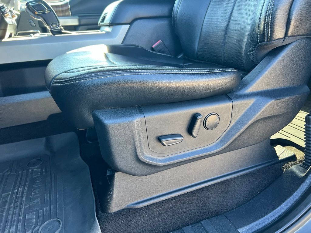 Used 2020 Ford F150 Lariat AWD/4WD image 14