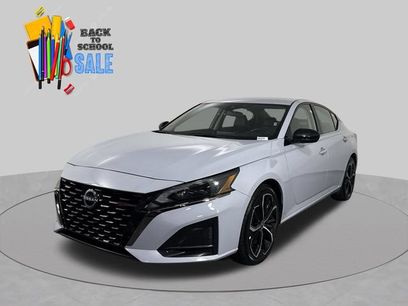 Used 2024 Nissan Altima 2.5 SR