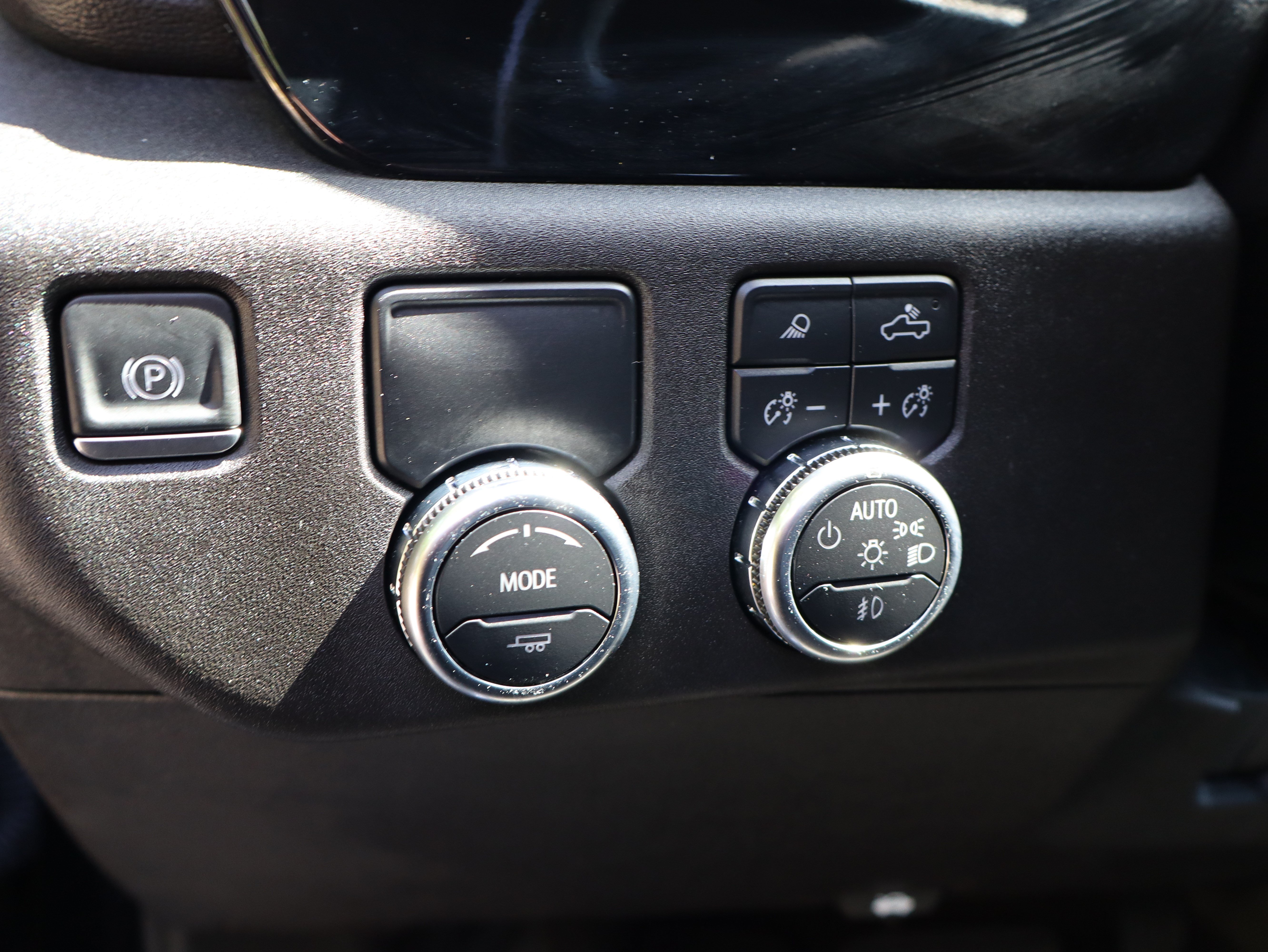 Used 2025 GMC Sierra 1500 SLT RWD image 23