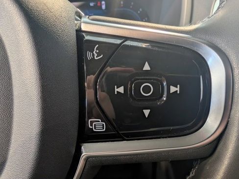 Used 2024 Volvo XC90 B5 Plus w/ Protection Package Premier image 21