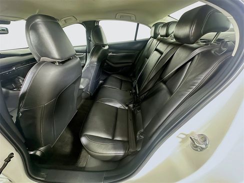 Used 2021 MAZDA MAZDA3 s image 12