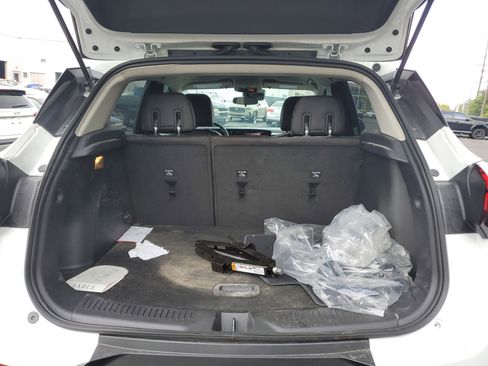 Used 2025 Buick Encore GX Preferred image 7