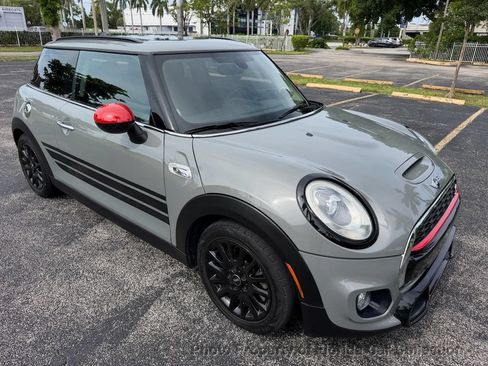 Used 2016 MINI Cooper S FWD image 2