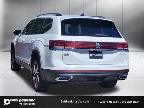 Used 2024 Volkswagen Atlas SE AWD/4WD image 27