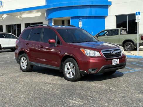 Used 2016 Subaru Forester 2.5i Premium image 6
