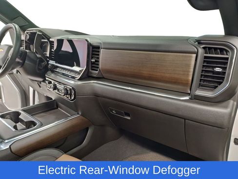 Used 2025 Chevrolet Silverado 2500 High Country w/ Technology Package image 21