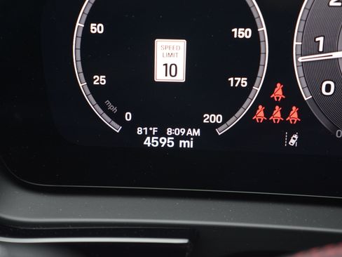 Used 2025 Porsche Cayenne GTS AWD/4WD image 19