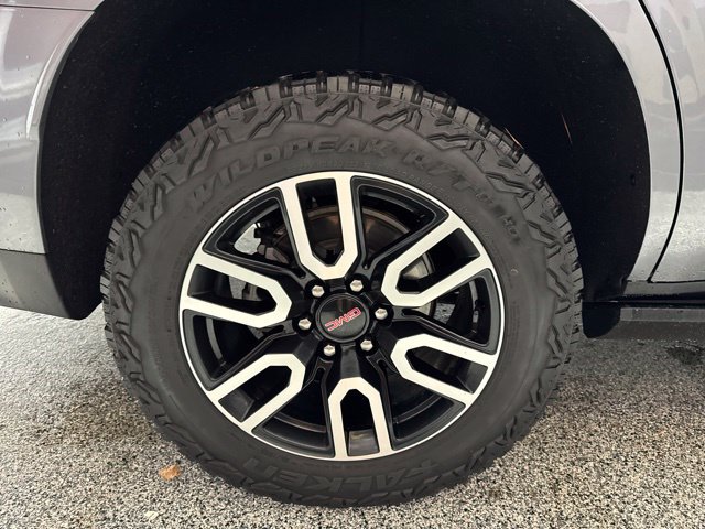 Used 2021 GMC Yukon AT4 w/ Technology Package AWD/4WD image 26