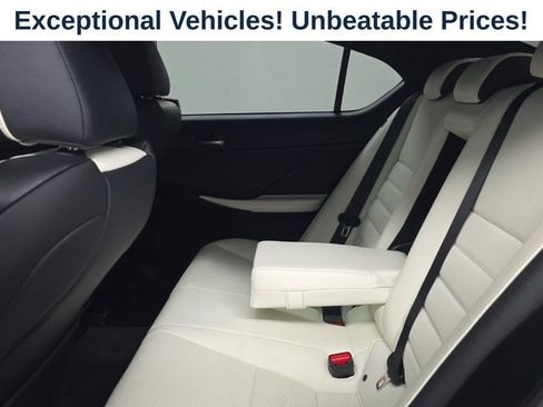 Used 2025 Lexus IS 350 F Sport w/ Navigation Package RWD image 9