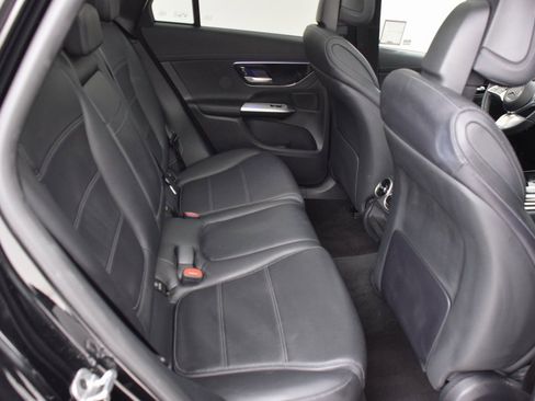 Used 2023 Mercedes-Benz GLC 300 image 19