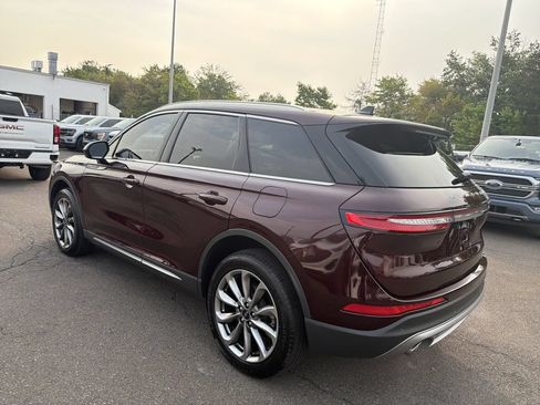 Used 2021 Lincoln Corsair AWD w/ Premium Package image 5