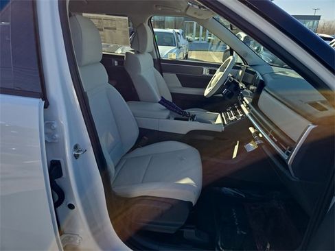 New 2026 Hyundai Santa Fe SE image 24