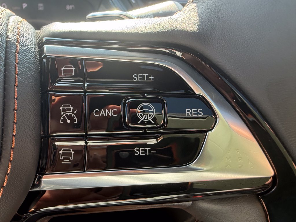 New 2027 Jeep Grand Cherokee Summit AWD/4WD image 17