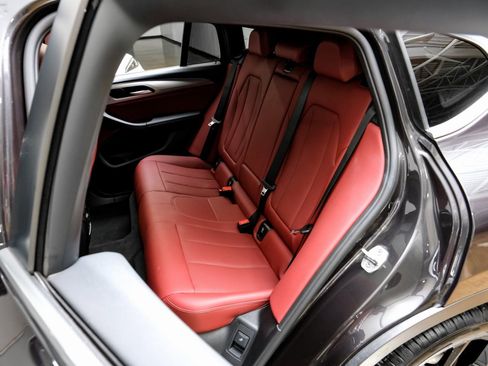 Used 2025 BMW X4 xDrive30i w/ Premium Package image 41