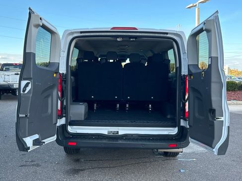 Used 2023 Ford Transit 350 XLT image 59