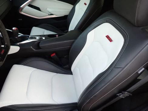 Certified 2022 Chevrolet Camaro SS image 17