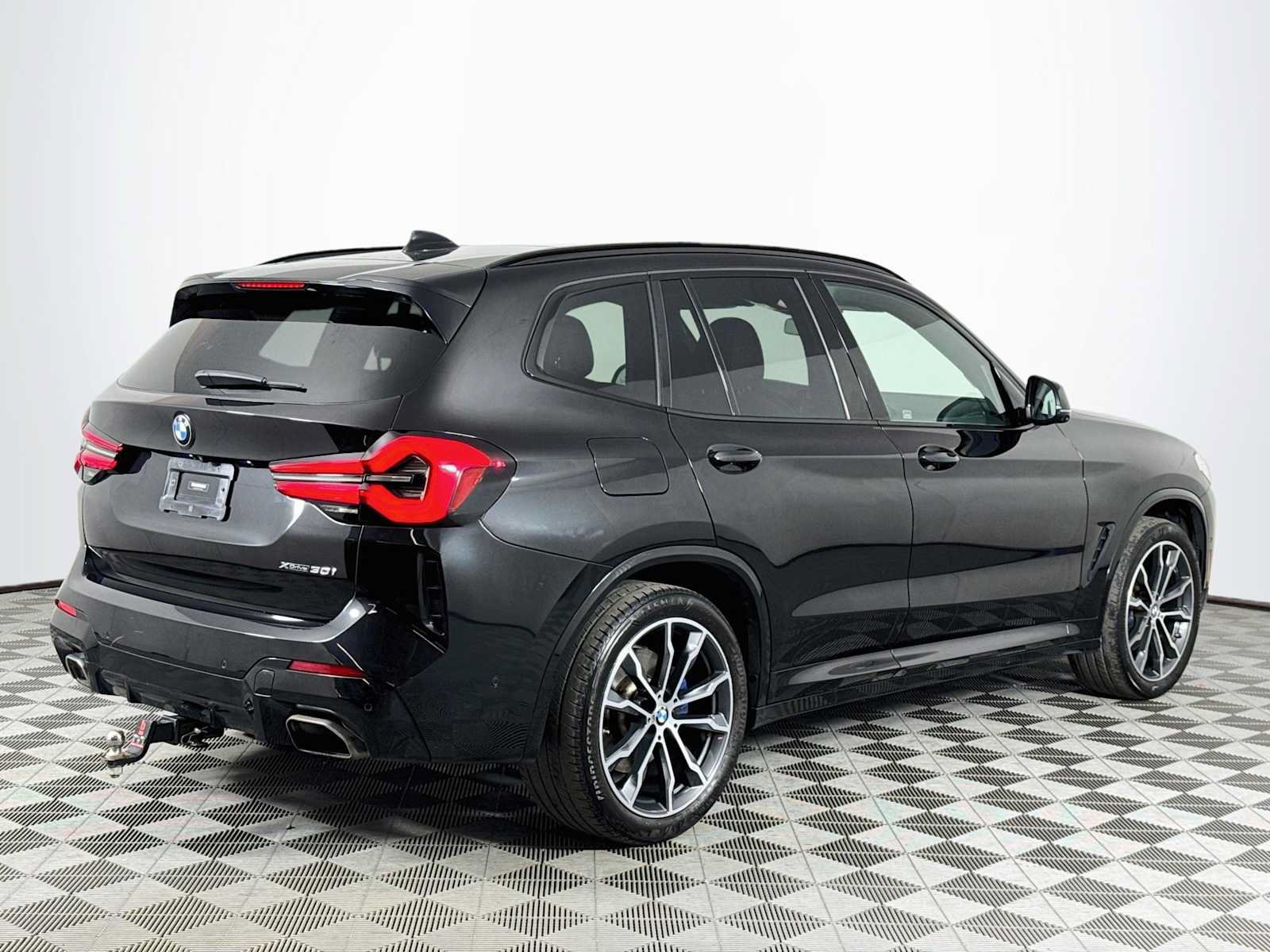 Used 2022 BMW X3 xDrive30i w/ Premium Package Enhanced AWD/4WD image 5
