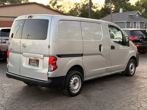 Used 2015 Nissan NV200 S w/ Back Door Glass Package FWD image 4