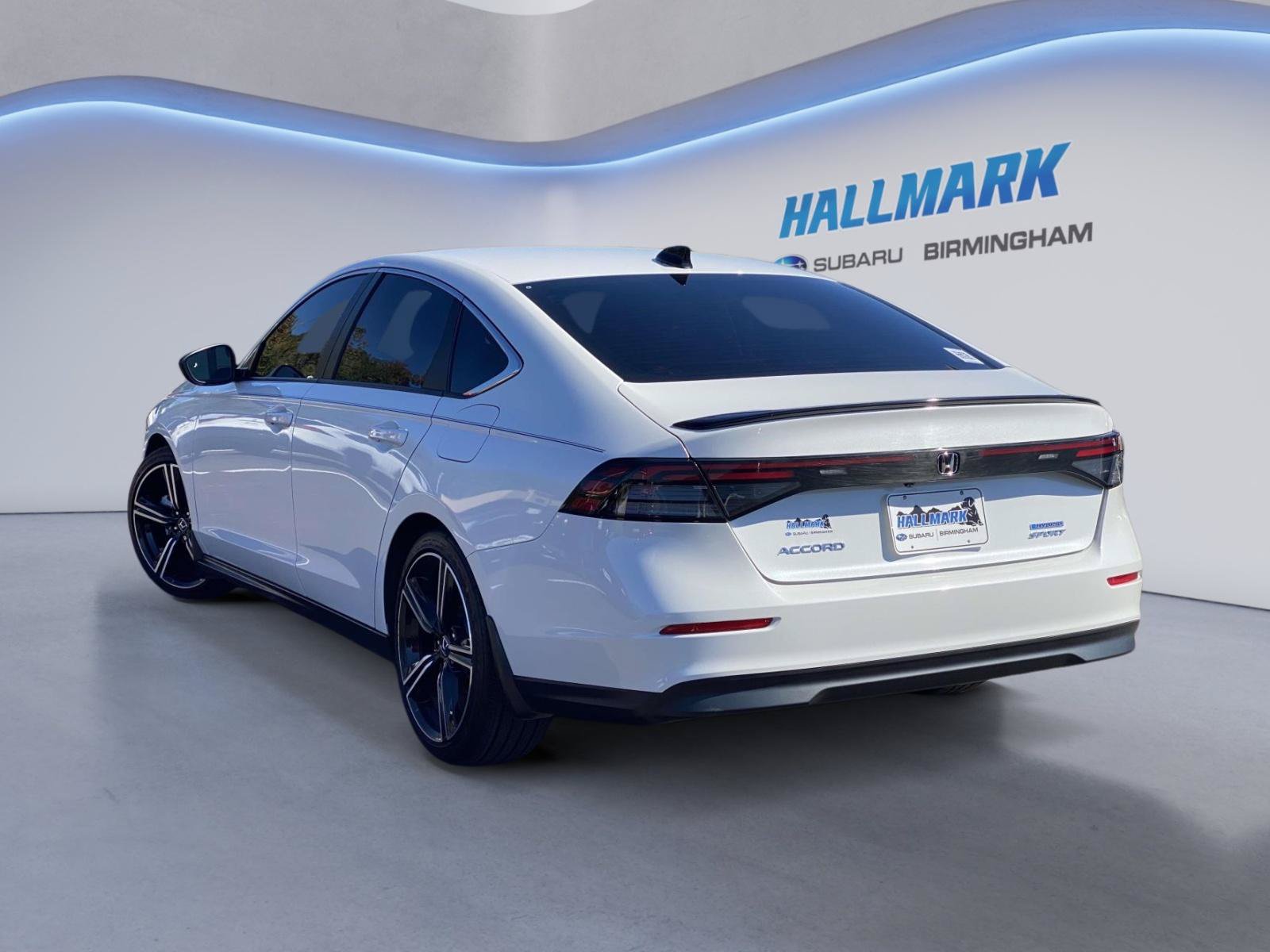 Used 2025 Honda Accord Sport image 5