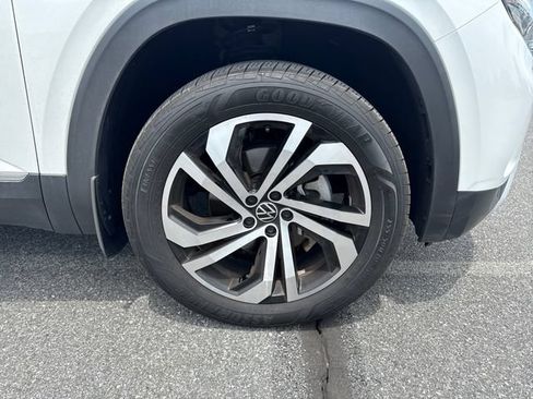 Certified 2023 Volkswagen Atlas Cross Sport SEL AWD/4WD image 11