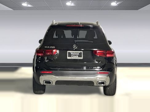 Used 2026 Mercedes-Benz GLB 250 image 10