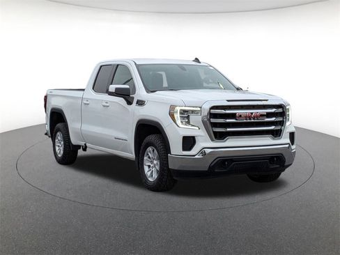 Used 2022 GMC Sierra 1500 SLE image 3