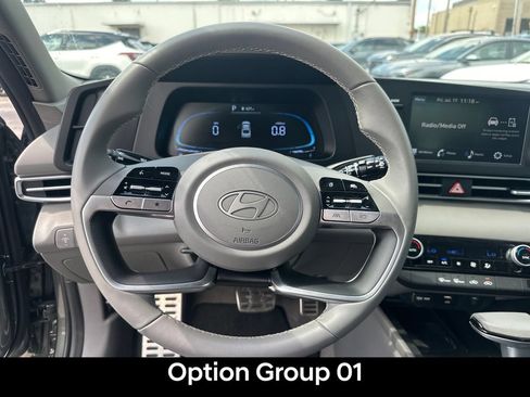Used 2026 Hyundai Elantra Sport FWD image 11