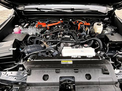 Used 2025 Toyota Tacoma 4x4 Double Cab Hybrid image 10