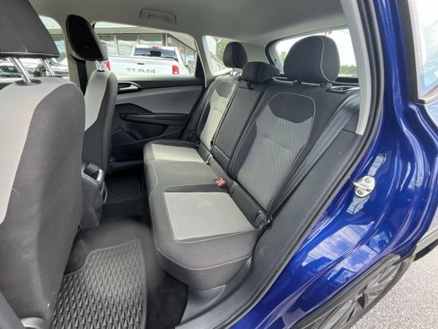Used 2023 Volkswagen Taos S FWD image 25