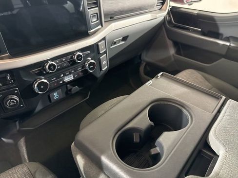 Used 2022 Ford F150 XLT w/ Equipment Group 302A High image 21