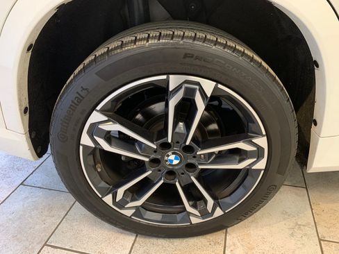 Used 2023 BMW X1 xDrive28i w/ M Sport Package AWD/4WD image 14