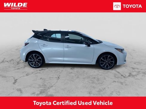 Certified 2022 Toyota Corolla XSE image 2