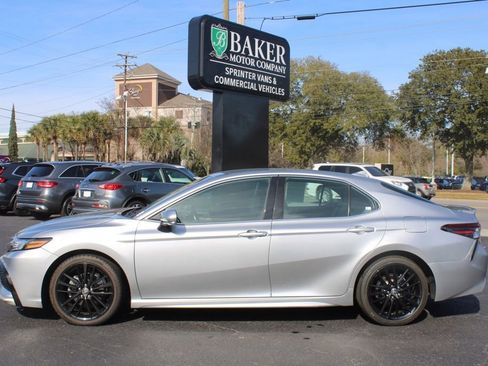 Used 2023 Toyota Camry XSE FWD image 12
