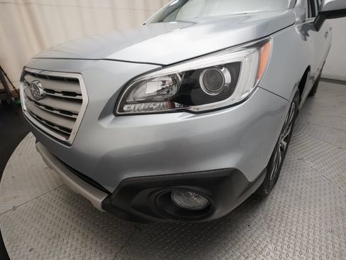 Used 2017 Subaru Outback 2.5i Limited AWD/4WD image 24