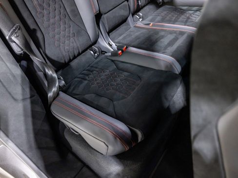 Used 2023 Lamborghini Urus Performante image 38