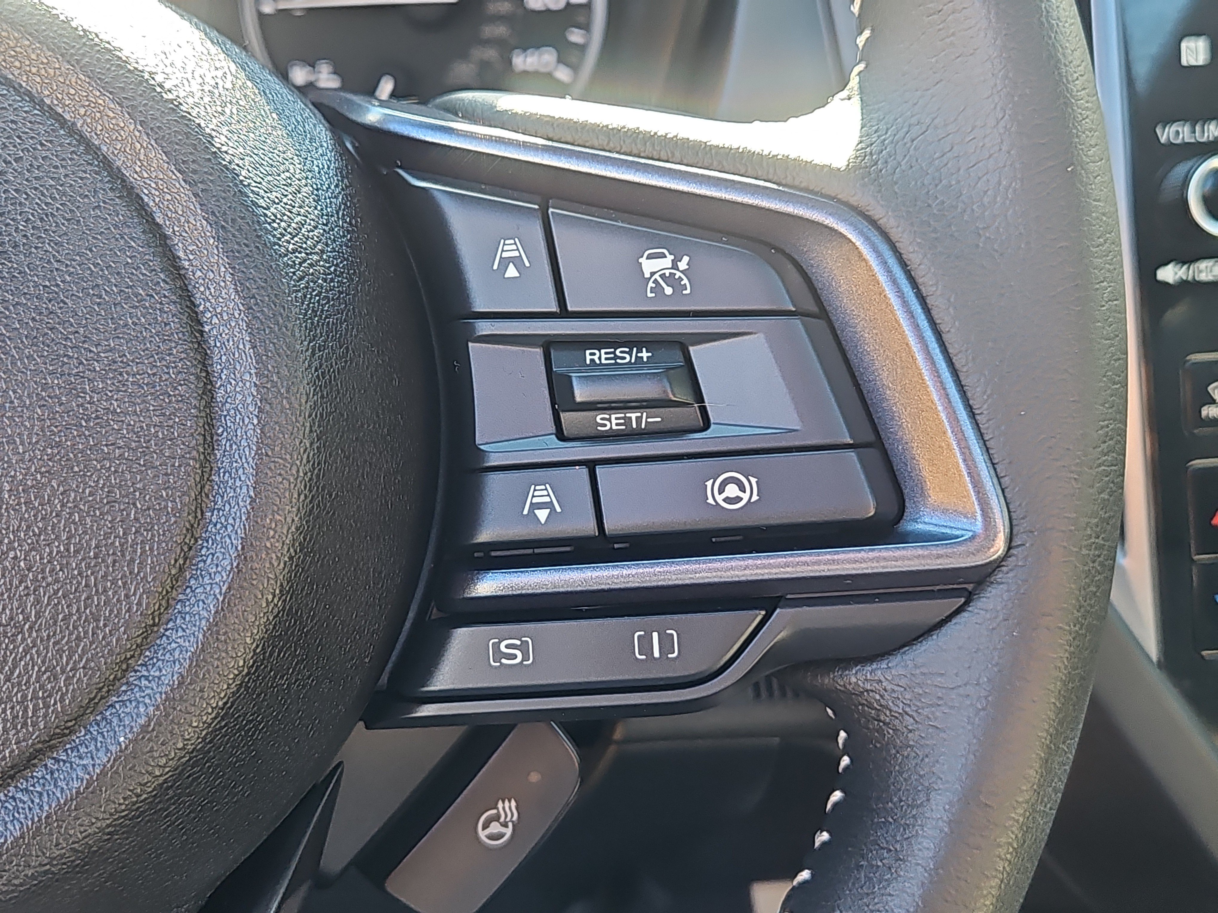 Used 2025 Subaru Forester Limited AWD/4WD image 20