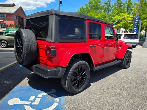 Used 2023 Jeep Wrangler Unlimited Sahara w/ Cold Weather Group AWD/4WD image 34