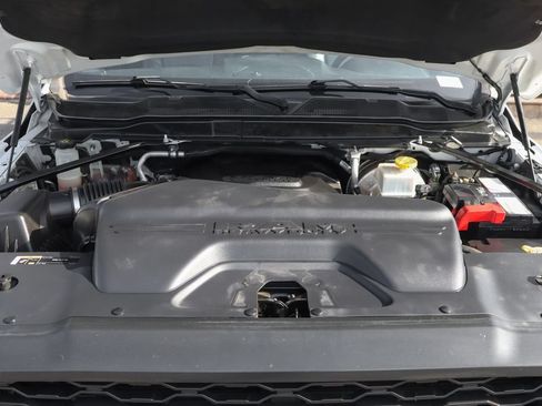 Used 2021 RAM 2500 Tradesman RWD image 12