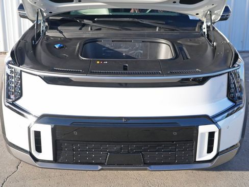 Used 2024 Kia EV9 GT-Line image 8