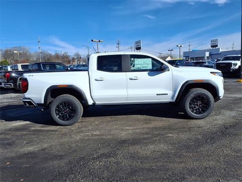 New 2026 GMC Canyon Elevation w/ Convenience Package image 2