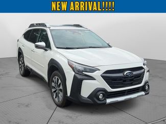 Used 2023 Subaru Outback Touring XT w/ Tech Package 2 AWD/4WD video 1