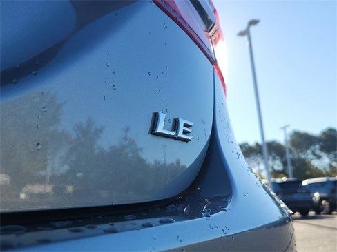 Used 2023 Toyota Camry LE image 29