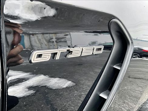 Used 2017 Ford Mustang Shelby GT350 w/ Electronics Package image 9