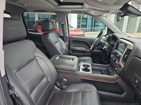 Used 2018 GMC Sierra 1500 Denali AWD/4WD image 26