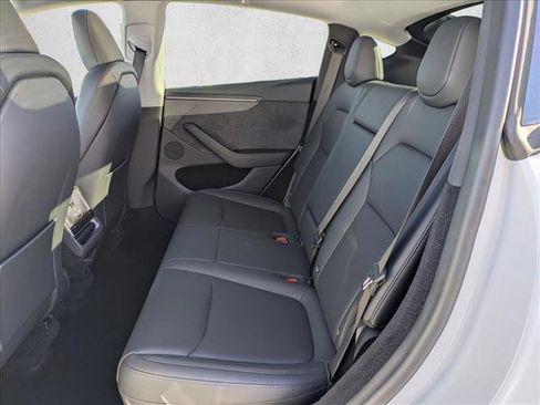 Used 2026 Tesla Model Y 2WD image 20