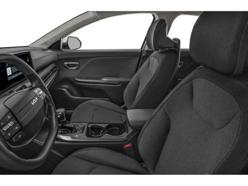 New 2026 Kia K4 LXS FWD image 8