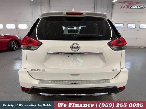 Used 2017 Nissan Rogue S w/ S Appearance Package AWD/4WD image 9